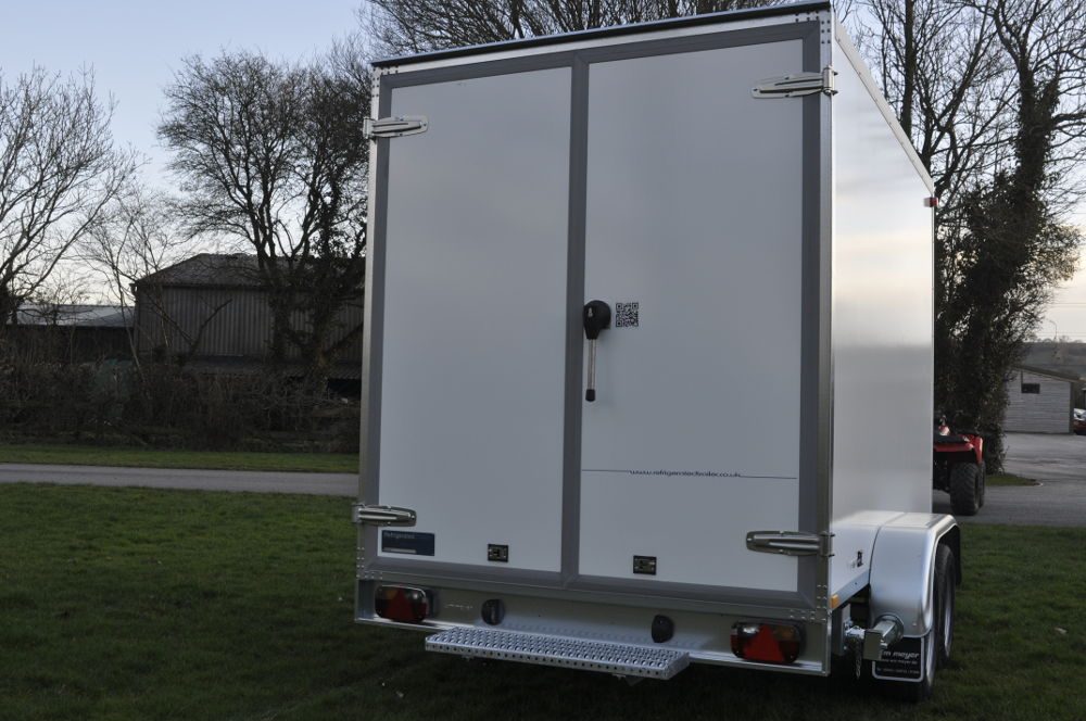 RT002S Exterior back